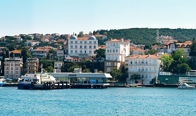 Büyükada: Geçmişin İzlerinden Bugünün Cennetine